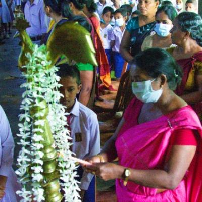 Ef2586b2 4122 4d4a Aeaf 36c3fc082aaa